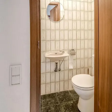 Quiet Valley View Retreat, Cleaning Included Holiday home
