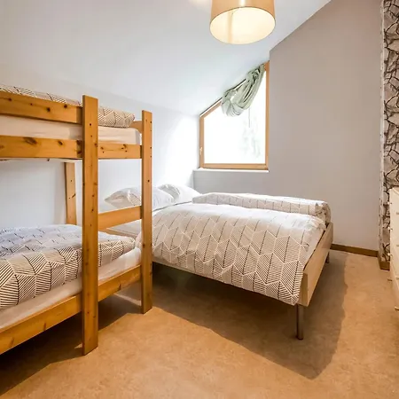 Quiet Valley View Retreat, Cleaning Included *