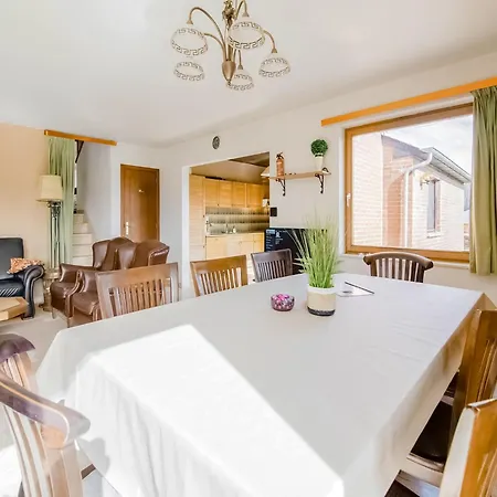 Holiday home Quiet Valley View Retreat, Cleaning Included *