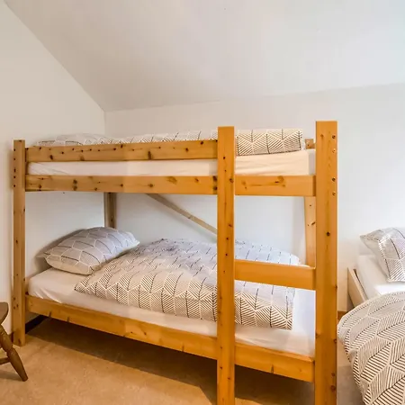 Quiet Valley View Retreat, Cleaning Included * Roy
