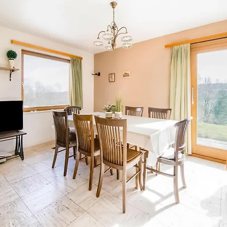 Quiet Valley View Retreat, Cleaning Included Holiday home *